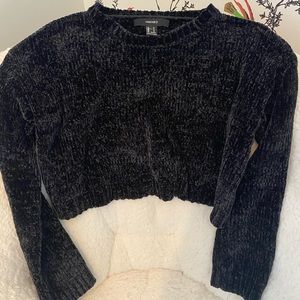 Velvet black cropped sweater